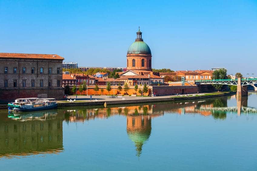 Super tout nu : un supermarché unique ouvre ses portes près de Toulouse.