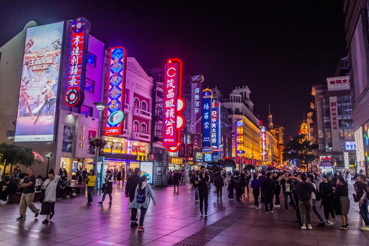 China's luxury and retail sectors thrive amid economic shifts.