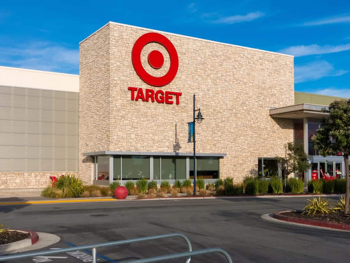 Target collaborates with Shopify to enhance Target Plus marketplace and in-store selection.